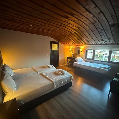 Lill Maison & Club 3*