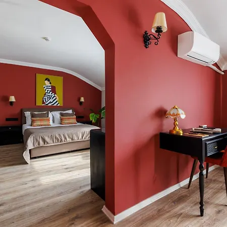 Lill Maison & Club 3*