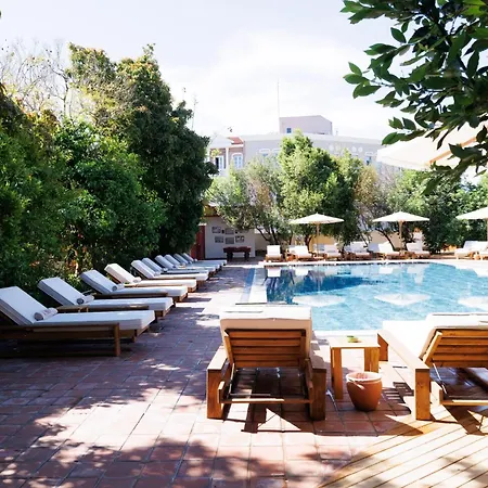 Lill Maison & Club Ξενοδοχείο