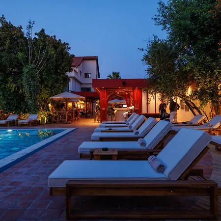 Ξενοδοχείο Lill Maison & Club Φετιγιέ