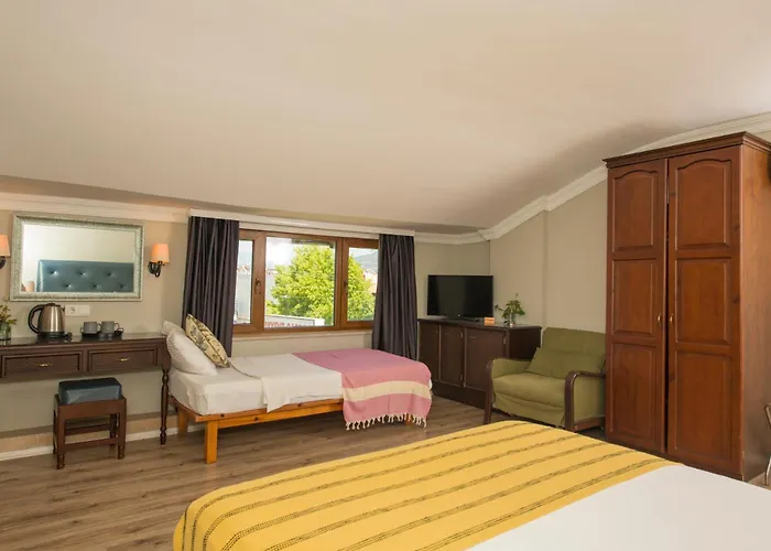 Akkent Garden Hotel 3*