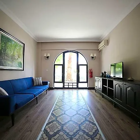Ξενοδοχείο Lill Maison & Club 3*
