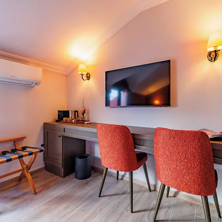 Szálloda Lill Maison & Club 3*