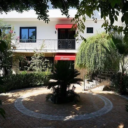 Lill Maison & Club Szálloda Fethiye